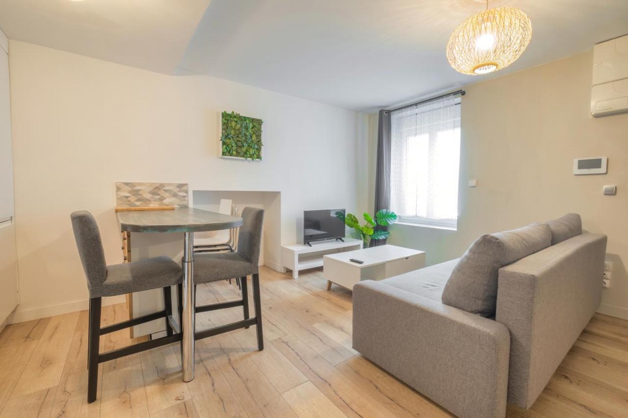 Triplex Cosy Apartment Reims Exterior foto