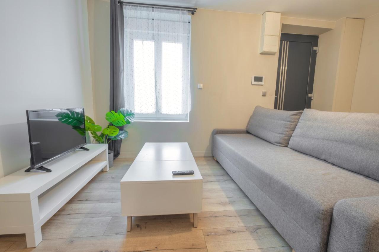 Triplex Cosy Apartment Reims Exterior foto